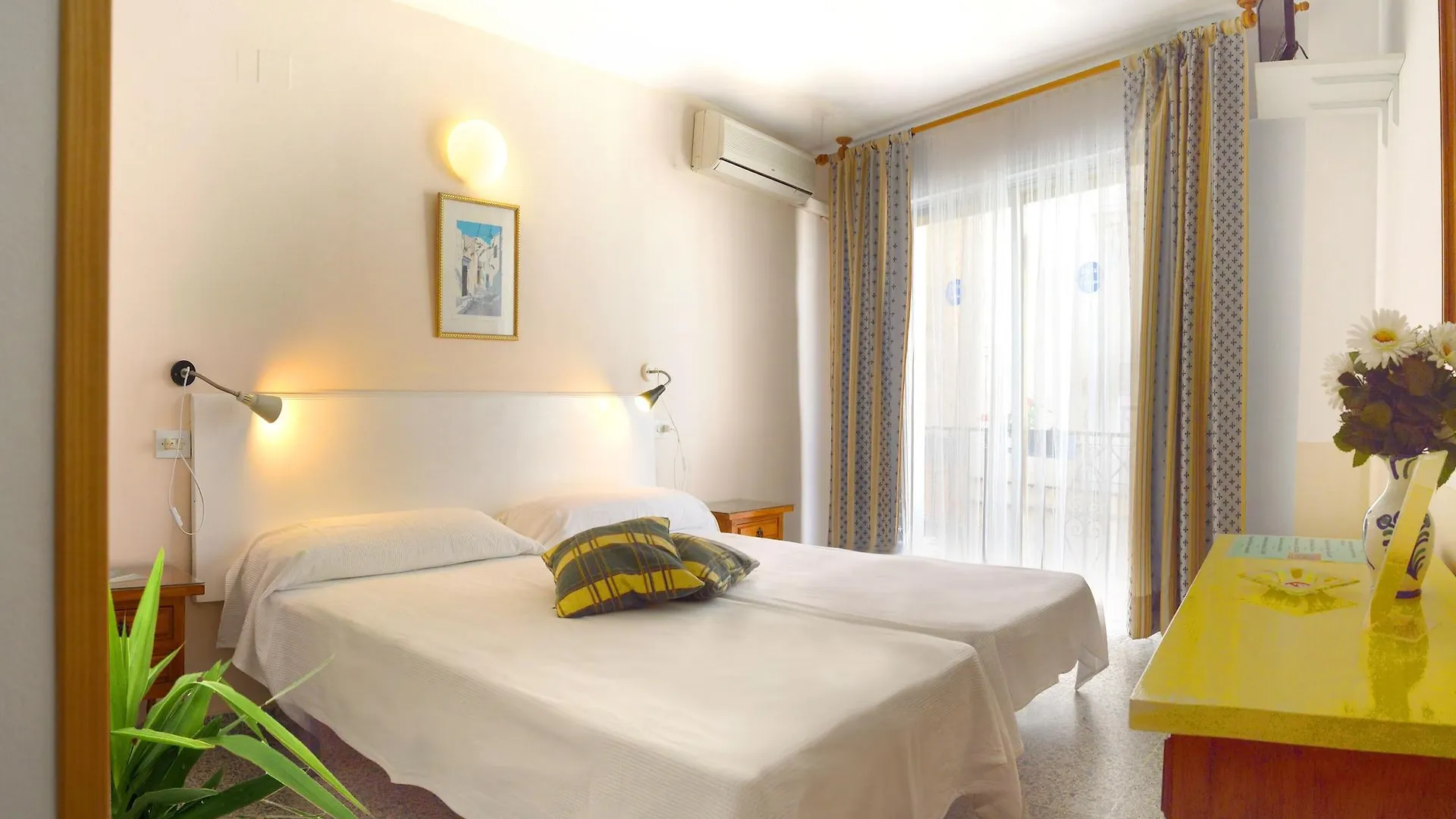 Hostal Altamar Almuñécar 2*,  Espagne