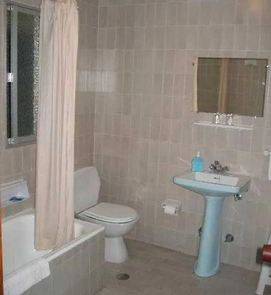 Hostal Altamar Almuñécar 2*,
